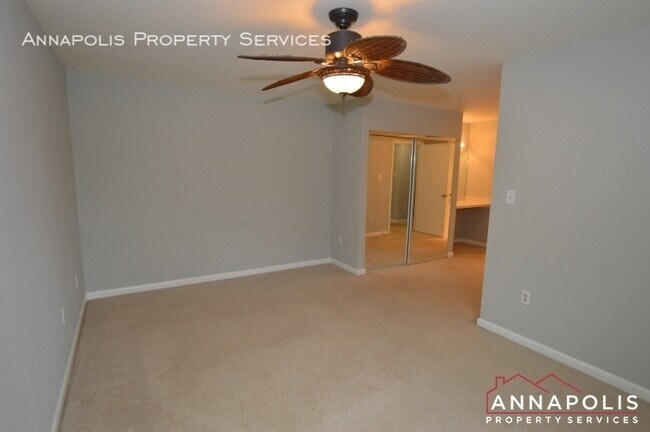 Building Photo - 13 silverwood circle #10