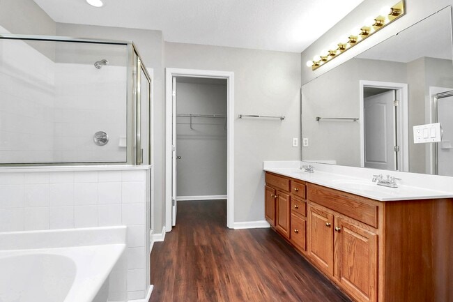 Building Photo - 6939 Brachnell View Dr