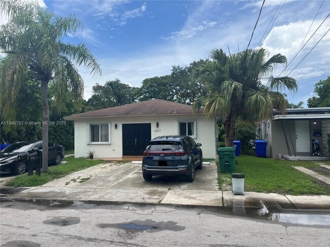 Primary Photo - 2817 SW 39th Ave