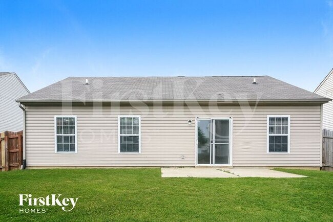 Building Photo - 15546 Outside Trail