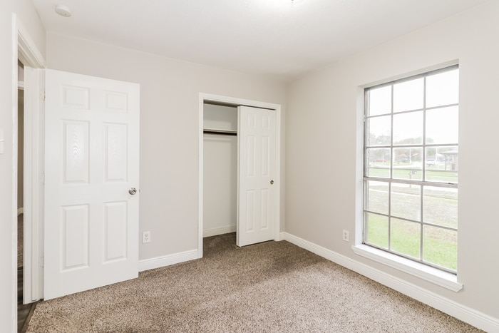 Building Photo - 13515 Greywood Dr