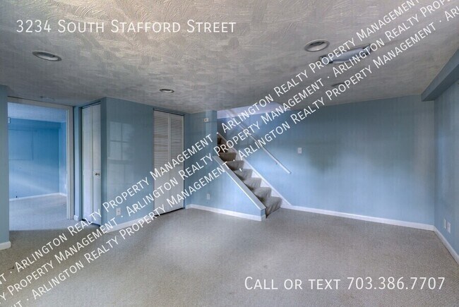 Building Photo - 3234 S Stafford St