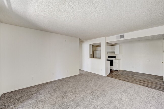 Building Photo - 5250 Mission Carmel Ln