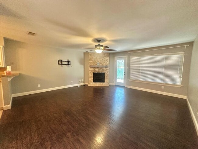 Building Photo - 11407 Bristle Oak Trail