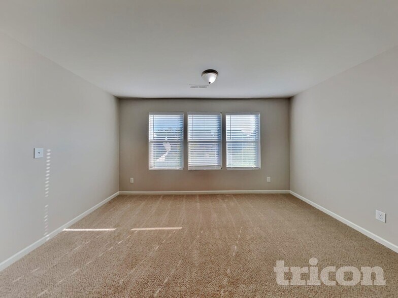 Building Photo - 116 Abel Peterson Dr