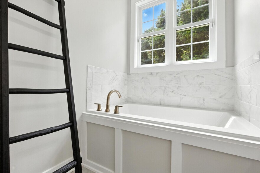 Building Photo - 143 Steepleview Dr