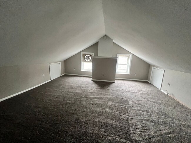 Building Photo - **COMING SOON!** 5 bedroom 2 Full bathroom home in Carlisle PA!