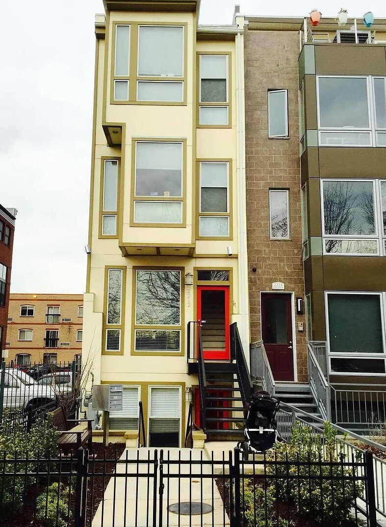 Building Photo - 2212 11th St NW