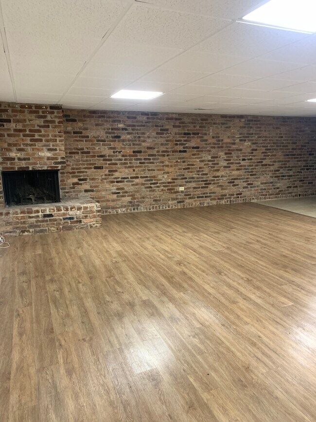 Building Photo - 1714 S Johnson Ferry Rd NE