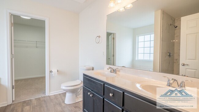 Building Photo - 102 Millbury Way