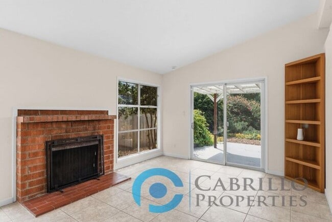 Building Photo - 4533 Mt Lindsey Pl