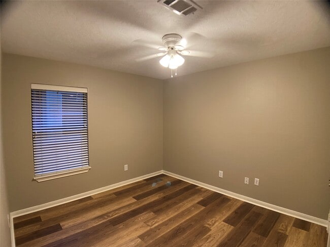 Building Photo - 13510 Wintercrest Dr