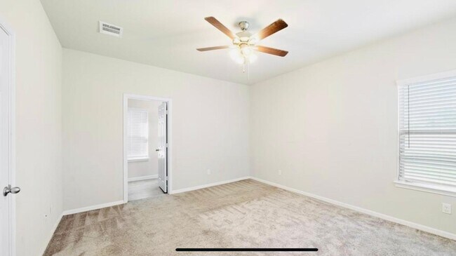 Building Photo - 10314 Birch Peak Dr
