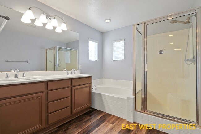 Building Photo - 2945 Schwendeman Ave