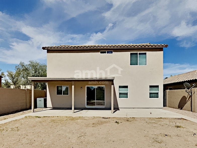 Primary Photo - 28006 N Iron Ave