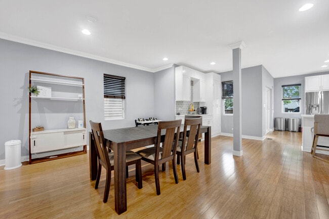 Building Photo - 1626 N Spaulding Ave