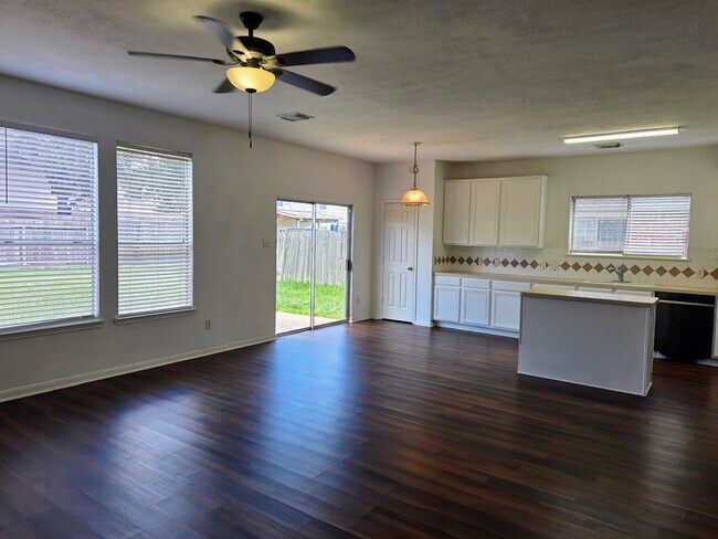 Building Photo - 21526 Oakbridge Park Ln