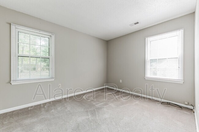 Building Photo - 1207Forest Wood Dr