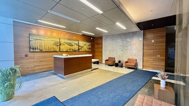 Building Photo - 2BR 2BA @ The BLU in SOMA/South Beach -AMSI