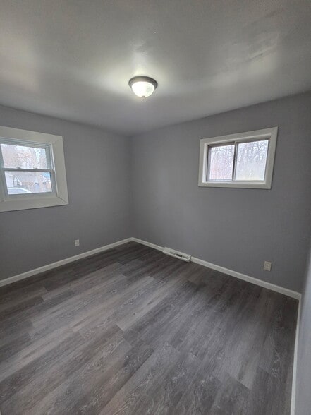 Building Photo - 3706 Providence St