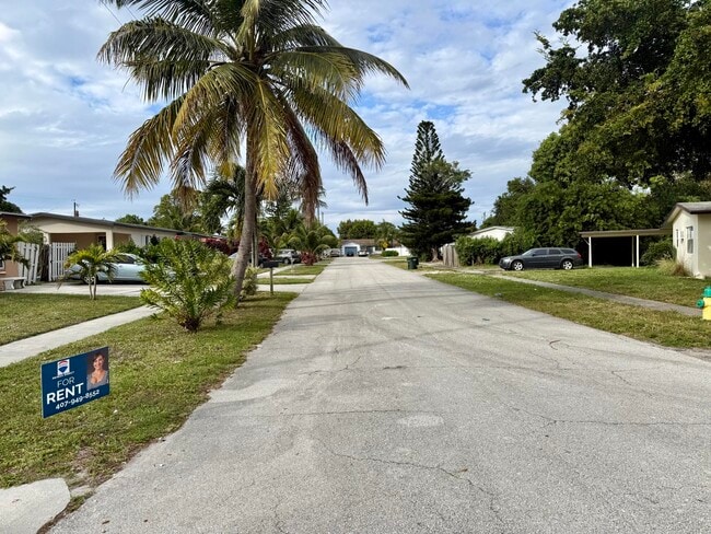 Building Photo - 310 Washington Ave