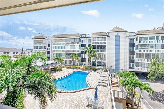 Building Photo - 147 Bluff View Dr