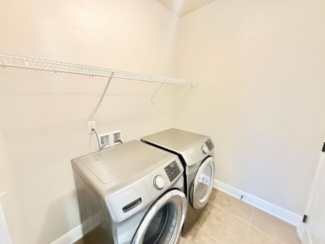 Building Photo - 5204 Parkside Dr