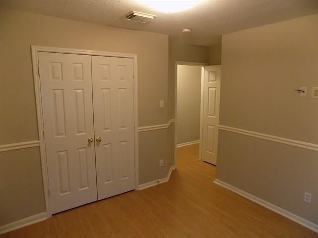 Building Photo - 10467 Twin Circles Dr