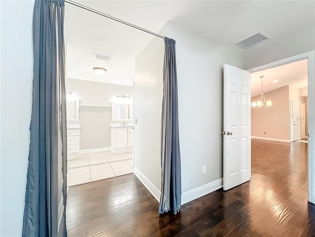 Building Photo - 9134 Sabal Palm Cir
