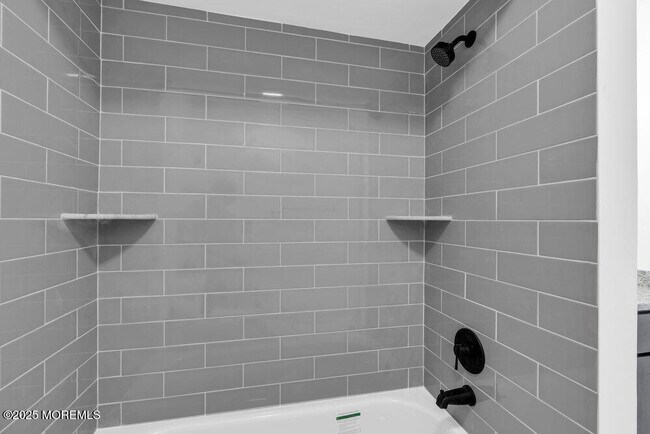 Building Photo - 56 Diane Dr