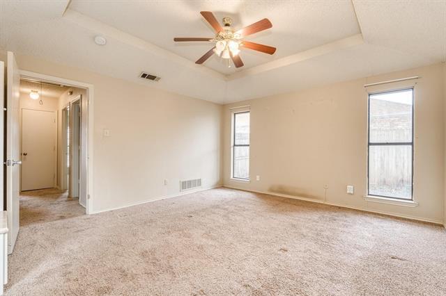 Building Photo - 2512 Silverthorne Dr