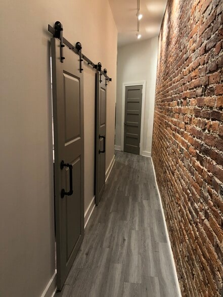 1/2 bathroom entry and closet - 82 S Main St
