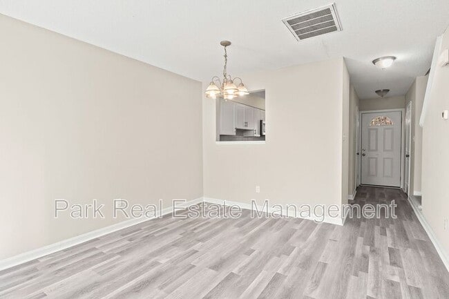 Building Photo - 1507 Clermont Rd