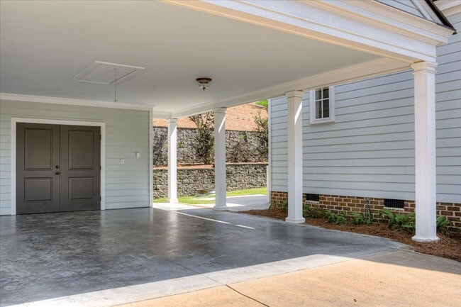 Building Photo - 106 Hornsby Ln