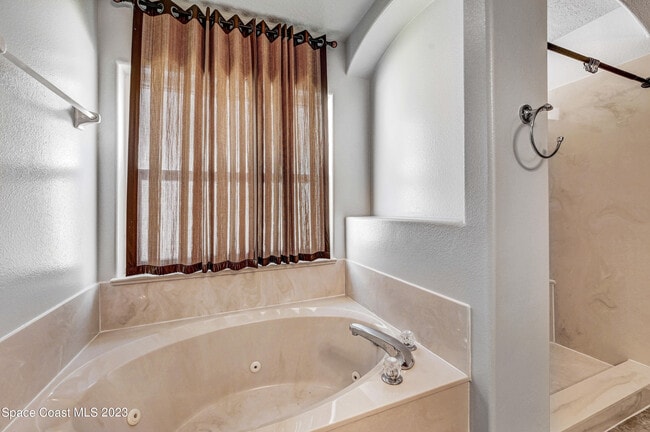 Building Photo - 1202 Becket Pl