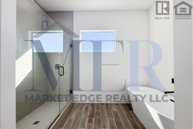 Building Photo - 3Bed/2.5Bath Home in Rio Verde! $2495 MOVE...