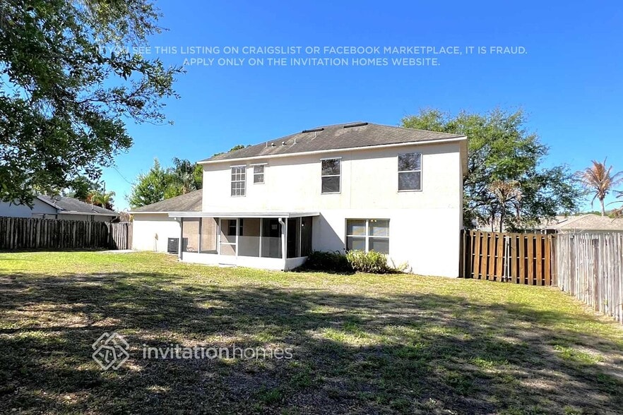 Building Photo - 2553 SW Grotto Cir