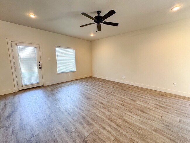 Building Photo - 3-bedroom in Cooper ISD!