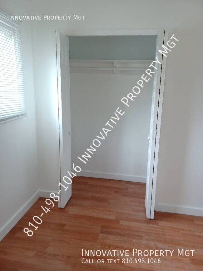 Building Photo - 5476 Westchester Dr