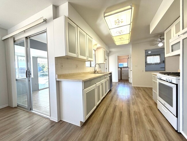 Building Photo - Low-Maintenance 2 Bed 2 Bath Home with Enclosed Patio in Sun City 55+ Community