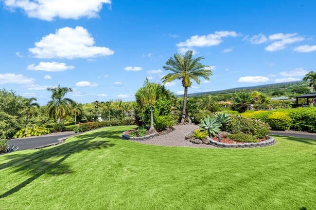 Building Photo - Beautiful Home in Gated Community