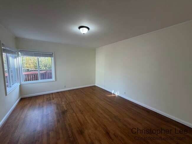 Building Photo - 185 Eucalyptus Dr