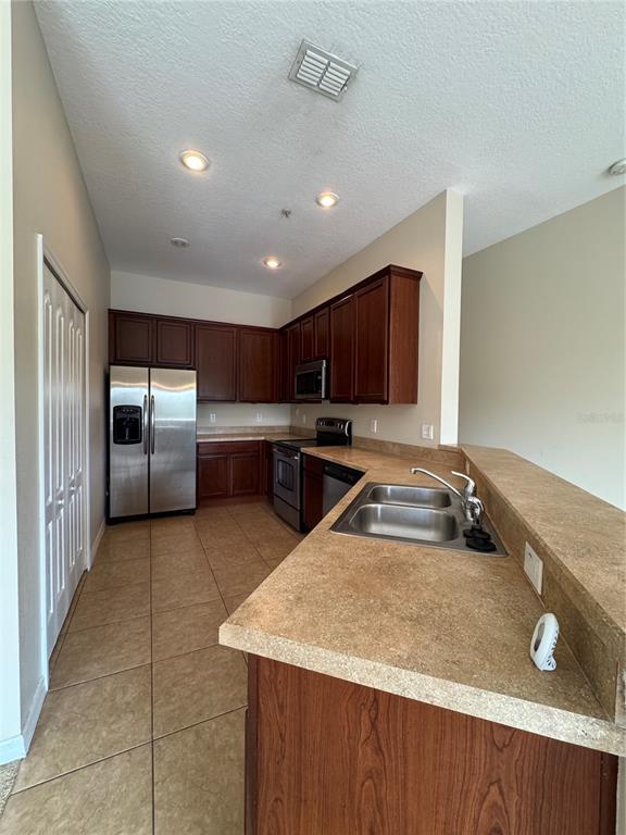 Building Photo - 10387 Winding Marsh Trail