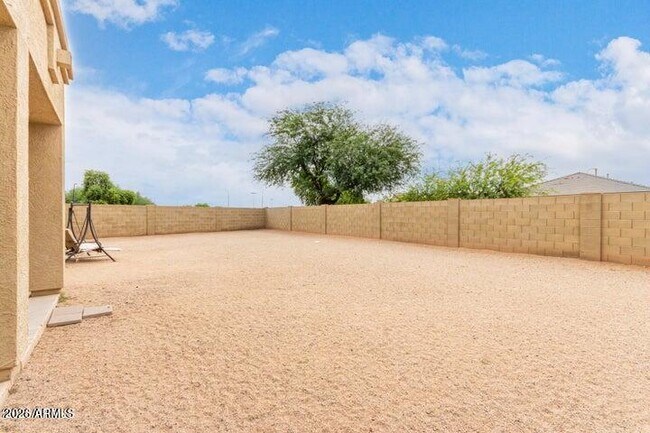 Building Photo - 11755 W Hopi St