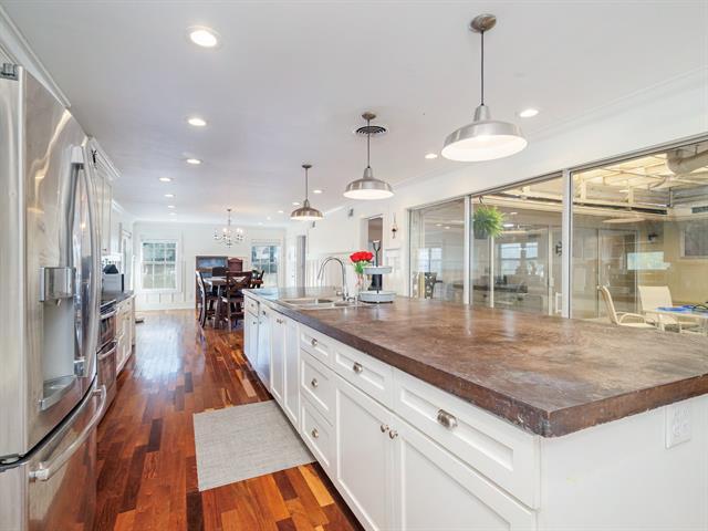 Building Photo - 1909 8th St