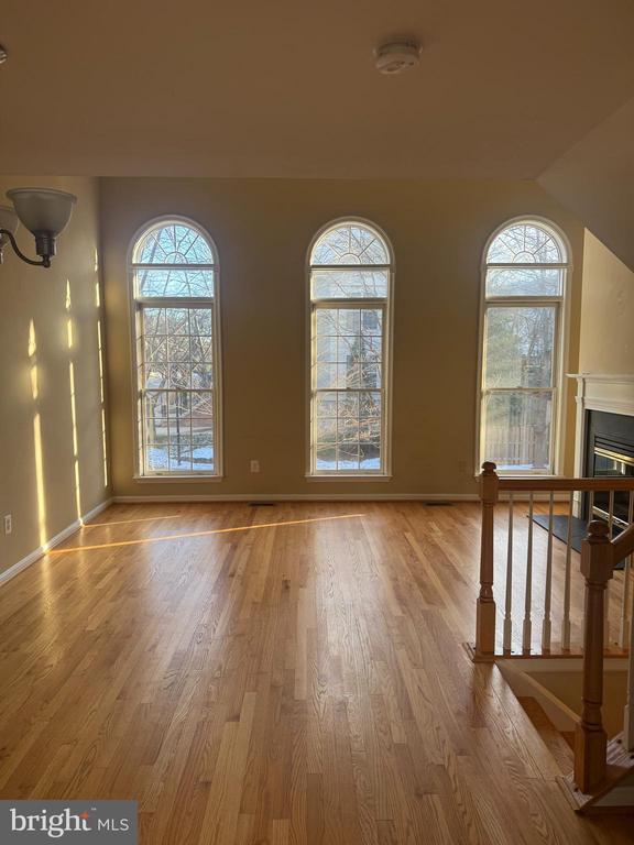 Building Photo - 2414 N Hampton Dr