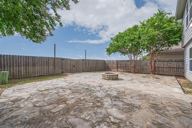 Building Photo - 20646 Ricewood Village Trail