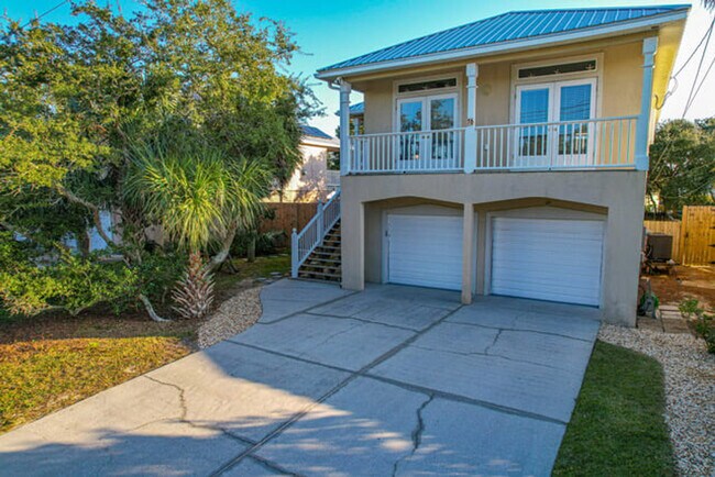 Building Photo - 76 Gulf View Dr