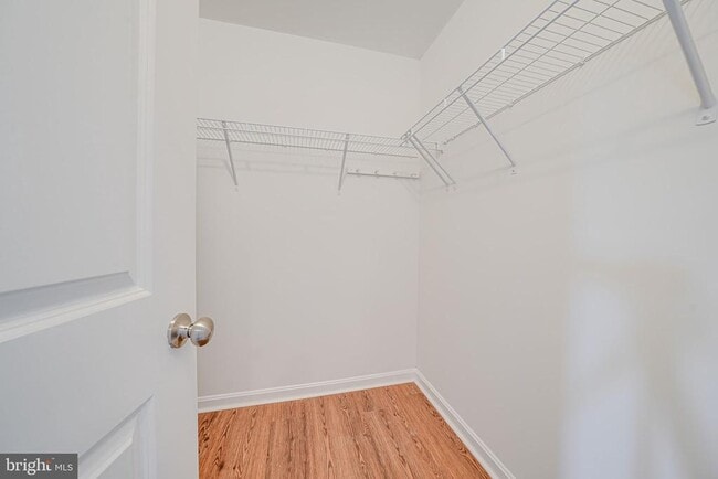 Building Photo - 15000 Gossom Manor Pl