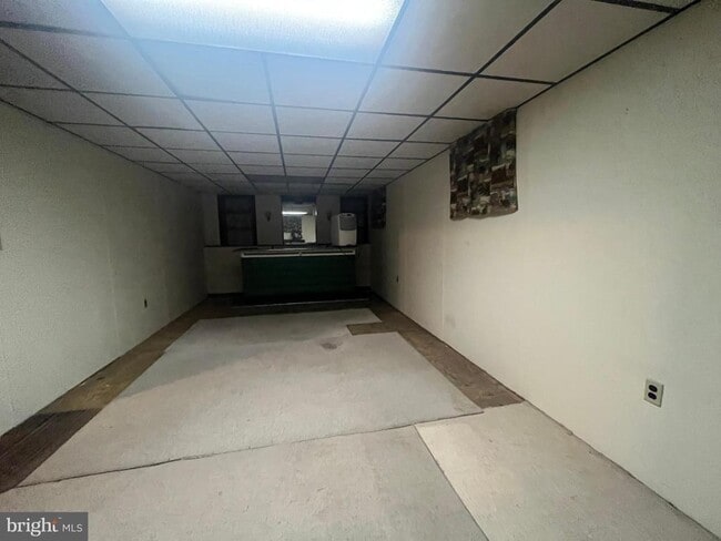 Building Photo - 10924 Buchanan Trail E